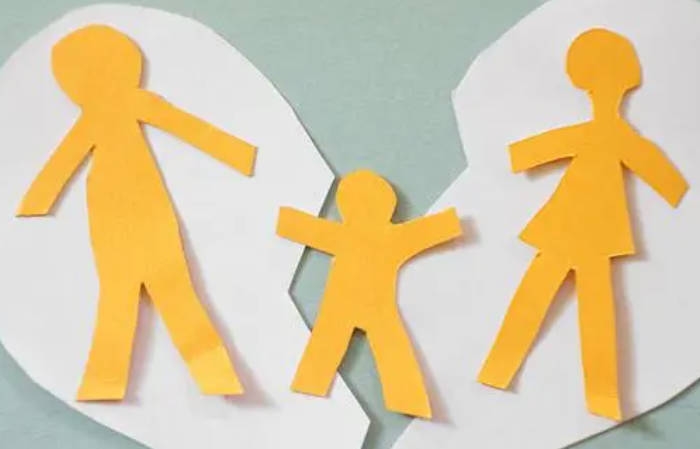 男方起诉离婚女方应做什么准备（泰安打离婚官司的女律师）