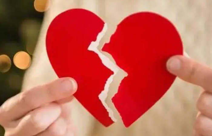 夫妻共同债务怎么承担？一方对外所欠债务属于共同债务吗？